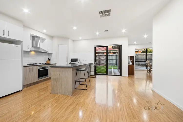 8 Anderson Road