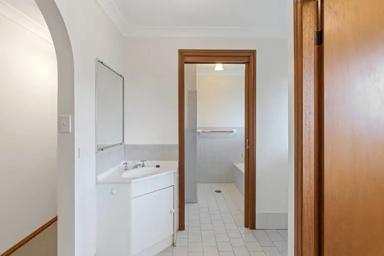 Fourth view of Homely unit listing, 1/68 Margaret Street, Orange NSW 2800