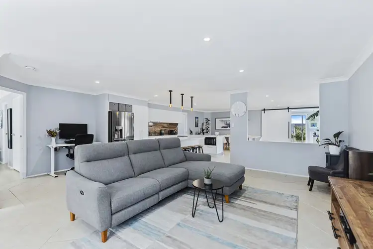Sixth view of Homely house listing, 9 Kingfisher Close, Kincumber NSW 2251
