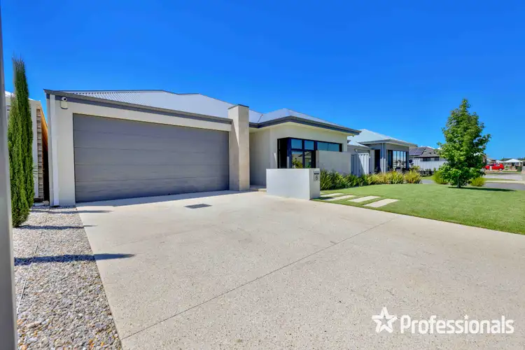 Second view of Homely house listing, 6 Anzio Road, Piara Waters WA 6112