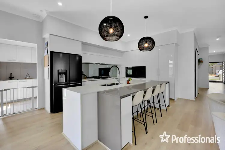 Sixth view of Homely house listing, 6 Anzio Road, Piara Waters WA 6112
