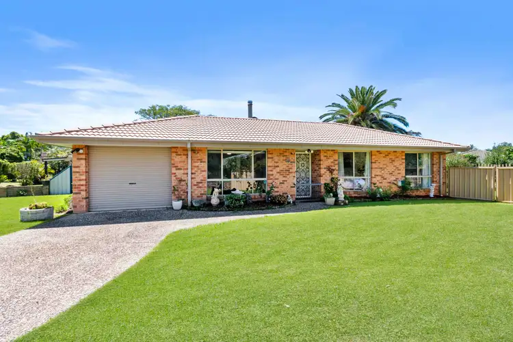 16 Eric Fenning Drive, Surf Beach NSW 2536