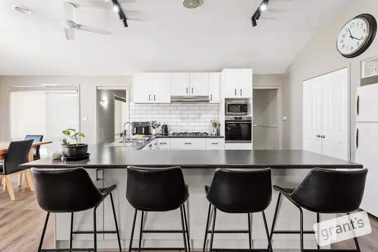 Sixth view of Homely house listing, 4 Dunmera Crescent, Narre Warren South VIC 3805