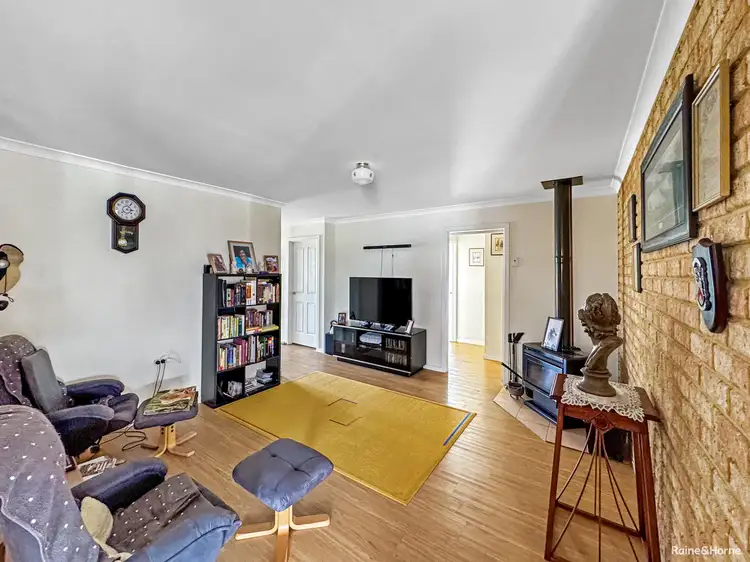 Fifth view of Homely house listing, 32 Susan Court, Yakamia WA 6330