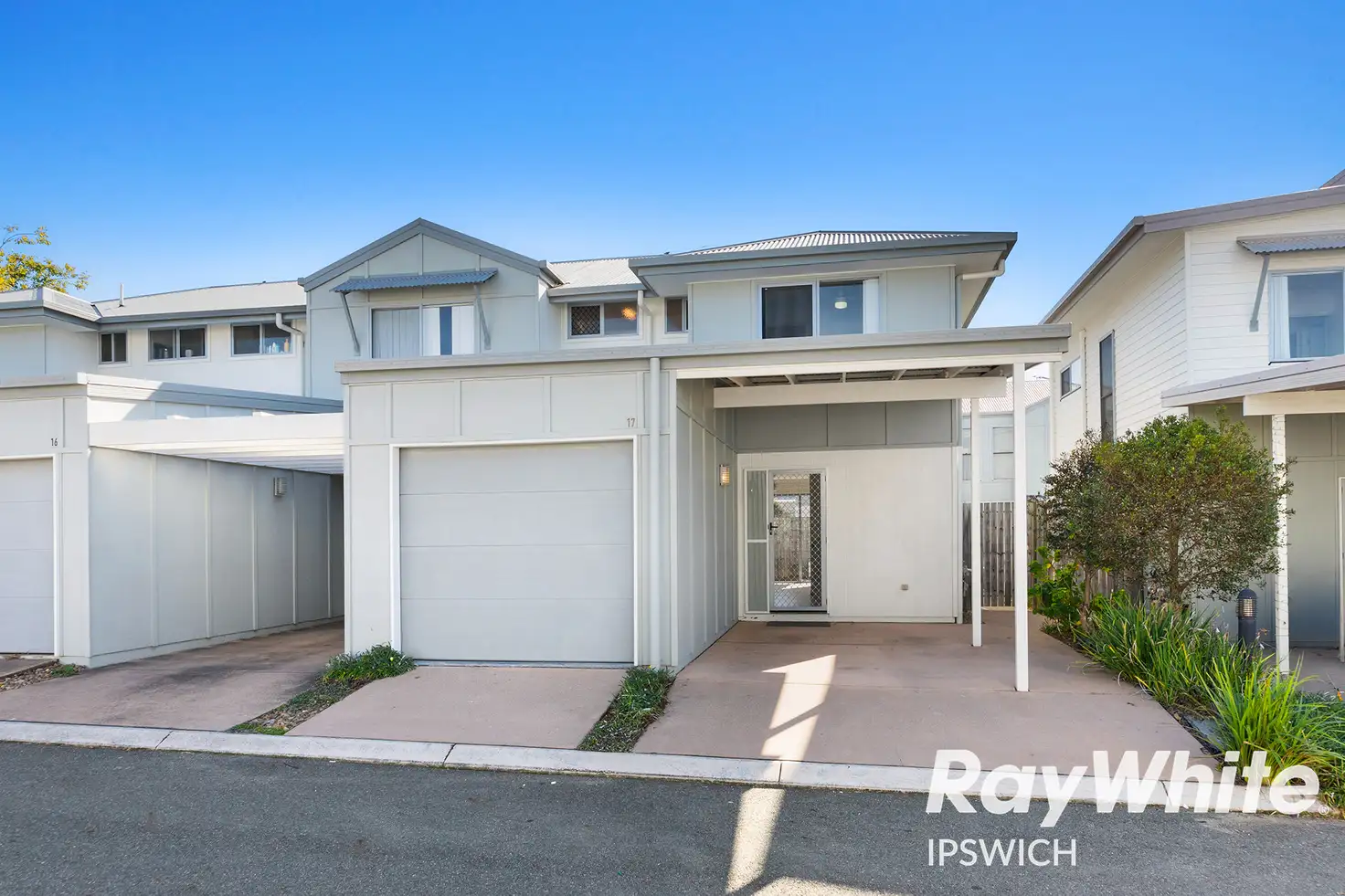 Main view of Homely townhouse listing, 17/108A Cemetery Road, Raceview QLD 4305