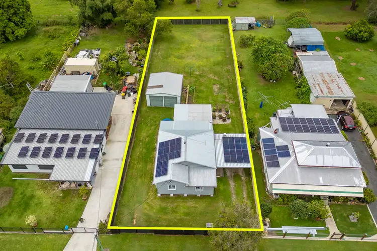 35 Leslie St, Woodford QLD 4514