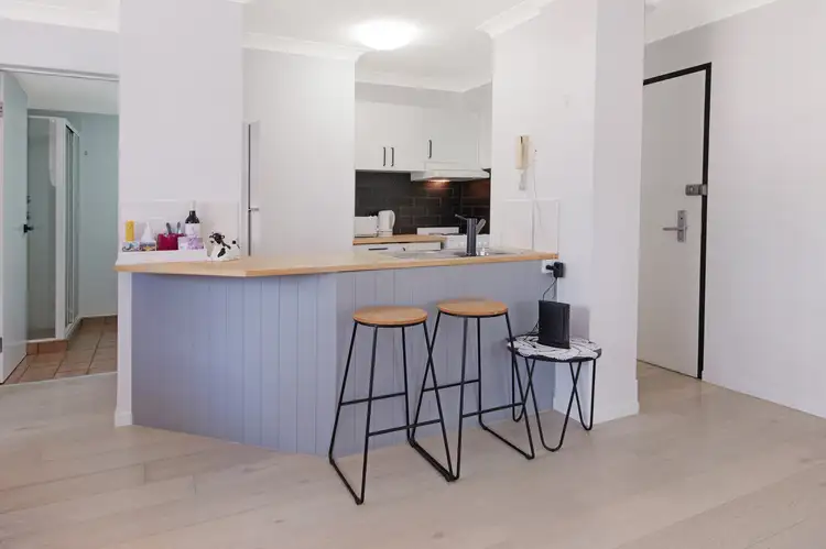 Third view of Homely apartment listing, 15/11-17 Philip Avenue, Broadbeach QLD 4218