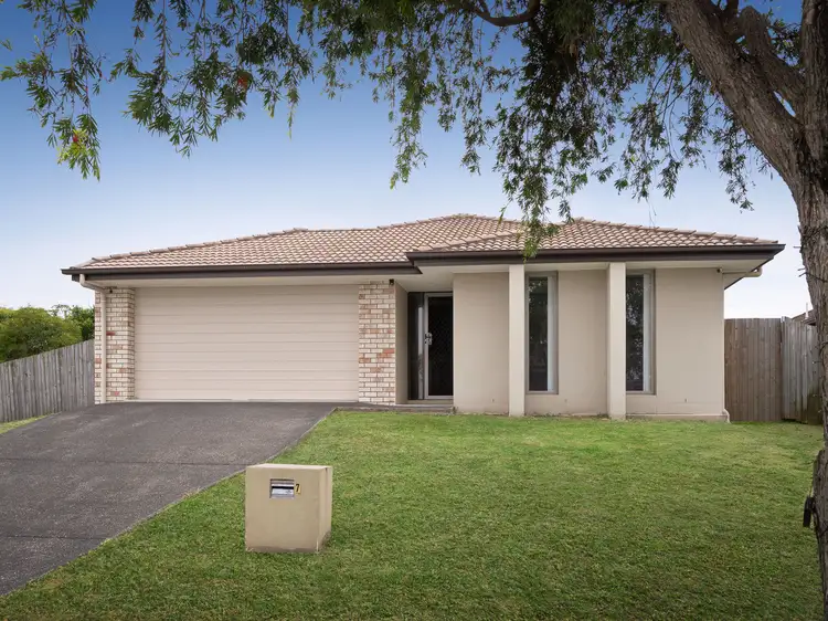 7 Zanow Street, North Booval QLD 4304