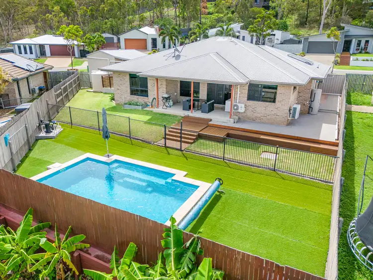 16 Grasstree Crescent, Kirkwood QLD 4680