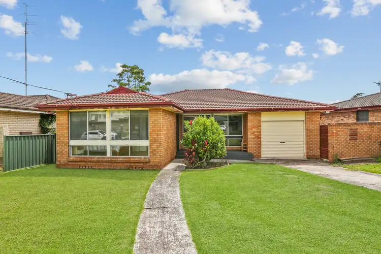 Main view of Homely house listing, 11 Brigadoon Circuit, Oak Flats NSW 2529