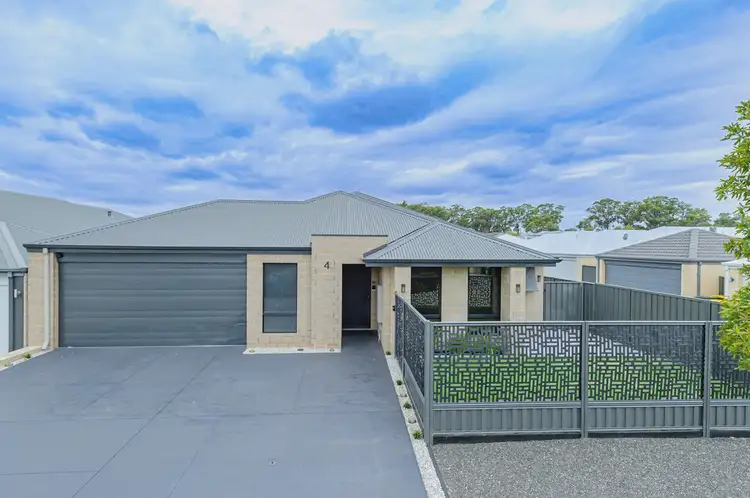 4 Charling Street, Lakelands WA 6180