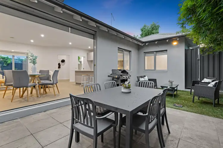 2/74 Broadway, Bonbeach VIC 3196