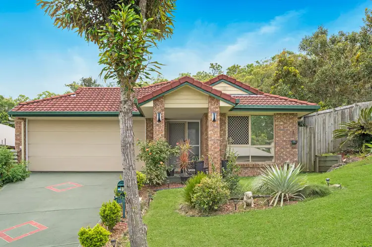 23 Carnarvon Crescent