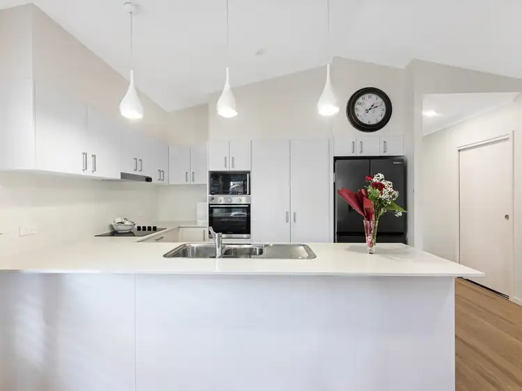 Second view of Homely house listing, 221/2-20 Island View Drive, Urangan QLD 4655
