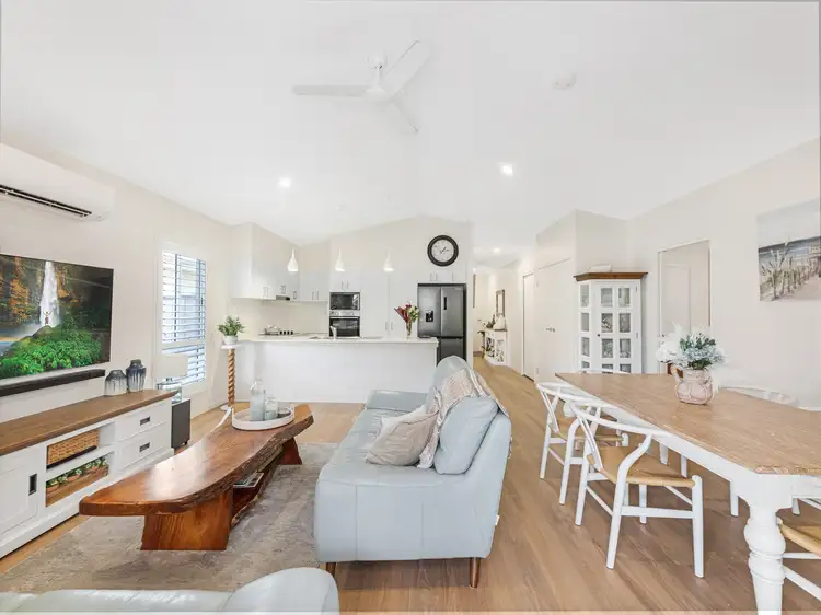 Sixth view of Homely house listing, 221/2-20 Island View Drive, Urangan QLD 4655
