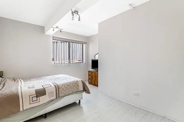 Fourth view of Homely house listing, 1A Parr Close, Bossley Park NSW 2176