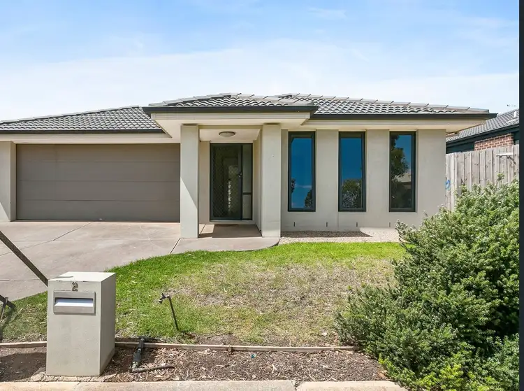 2 Clarice Crescent