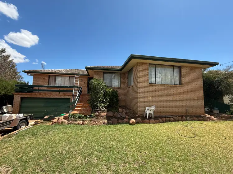 14 Thornbury Street, Parkes NSW 2870
