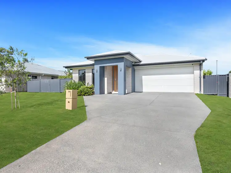 Second view of Homely house listing, 34 North Street, Point Vernon QLD 4655