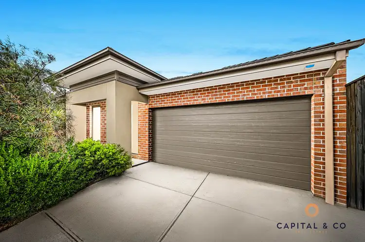 52 Stettler Boulevard, Mickleham VIC 3064