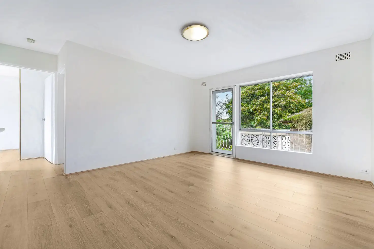 Main view of Homely unit listing, 4/4 Banksia Street, Botany NSW 2019