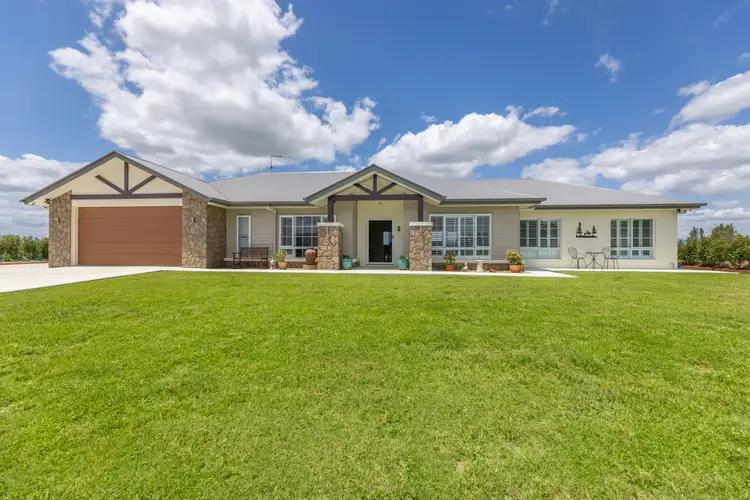 15 Jacana Place, Winya QLD 4515