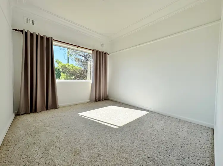 Fifth view of Homely house listing, 69 Binalong Street, Young NSW 2594