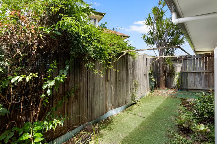 Sixth view of Homely unit listing, 2/3 Thompson Crescent, Clontarf QLD 4019