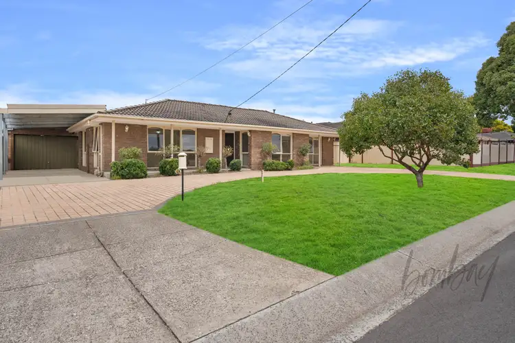 5 Sedgefield Place