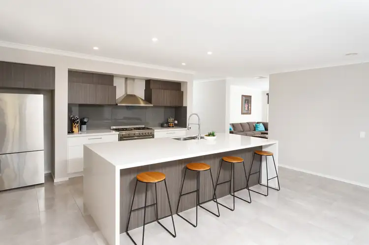 Fifth view of Homely house listing, 2 Gleneagles Drive, Tatura VIC 3616