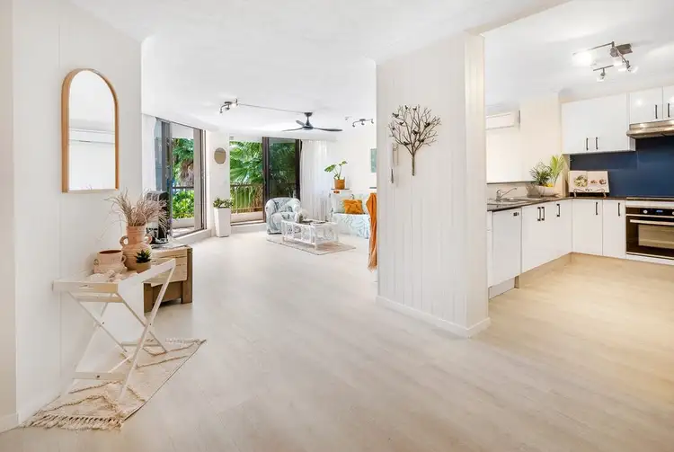 5/2981 Surfers Paradise Boulevard, Surfers Paradise QLD 4217