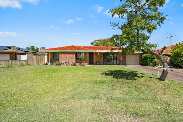 11 Manildra Drive, Dudley Park WA 6210