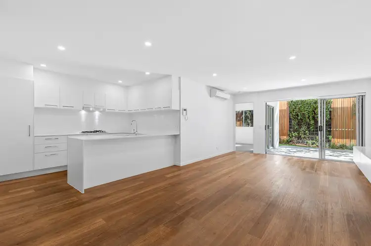 Second view of Homely unit listing, 4/13 Fenton Street, Fairfield QLD 4103