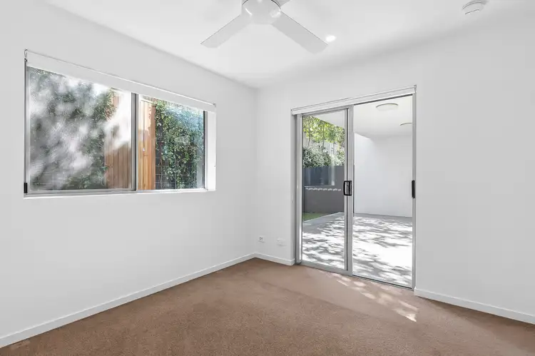 Fifth view of Homely unit listing, 4/13 Fenton Street, Fairfield QLD 4103