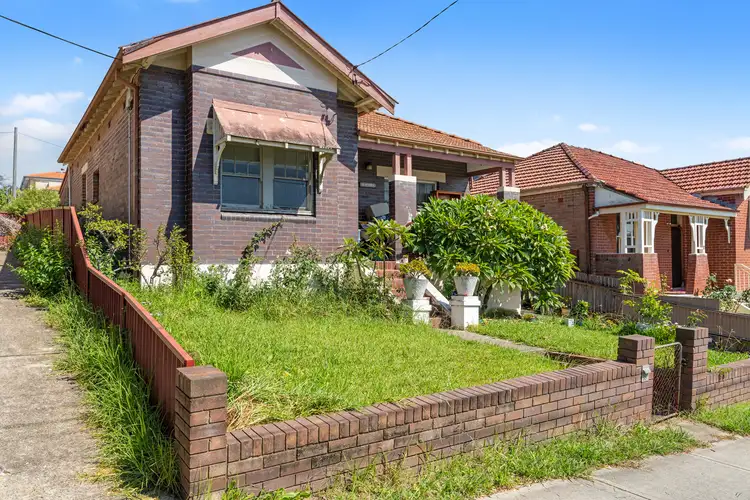 13 Cronulla St