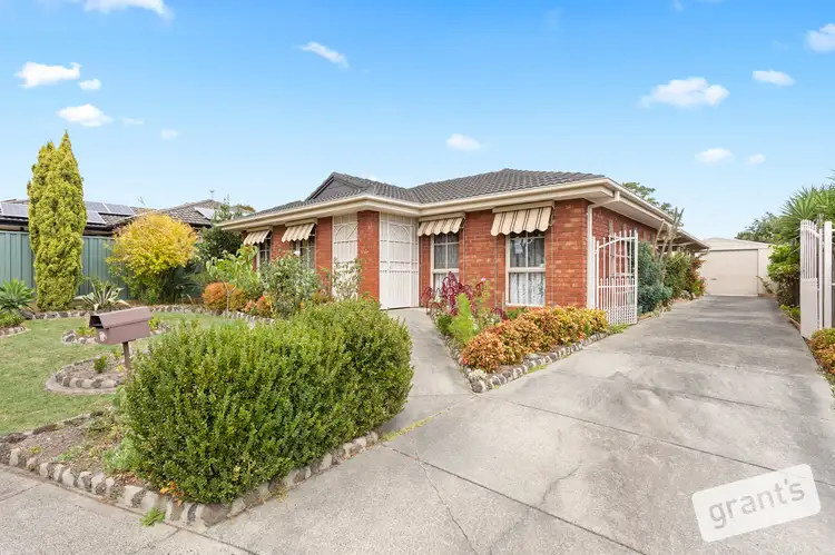 27 Tarcoola Drive, Narre Warren VIC 3805