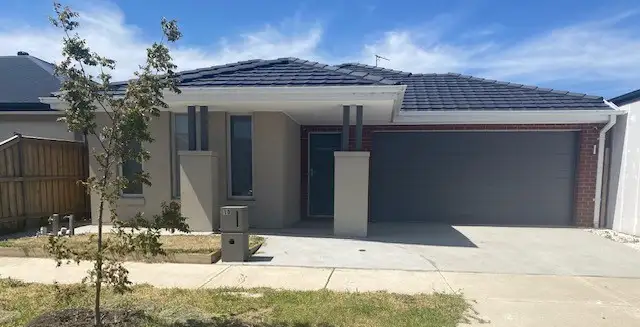 10 Magnolia Crescent, Beveridge VIC 3753