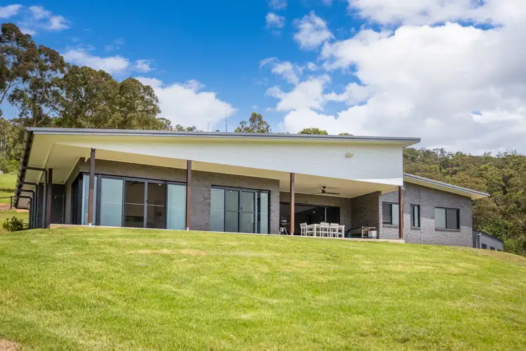 672 Careys Road, Hillville NSW 2430