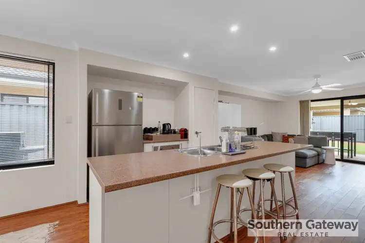 Sixth view of Homely house listing, 100 Boatwright Avenue, Haynes WA 6112