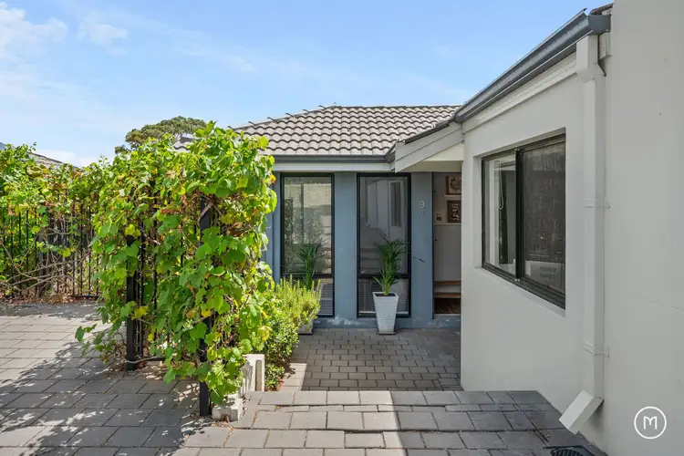 9B Aberle Street
