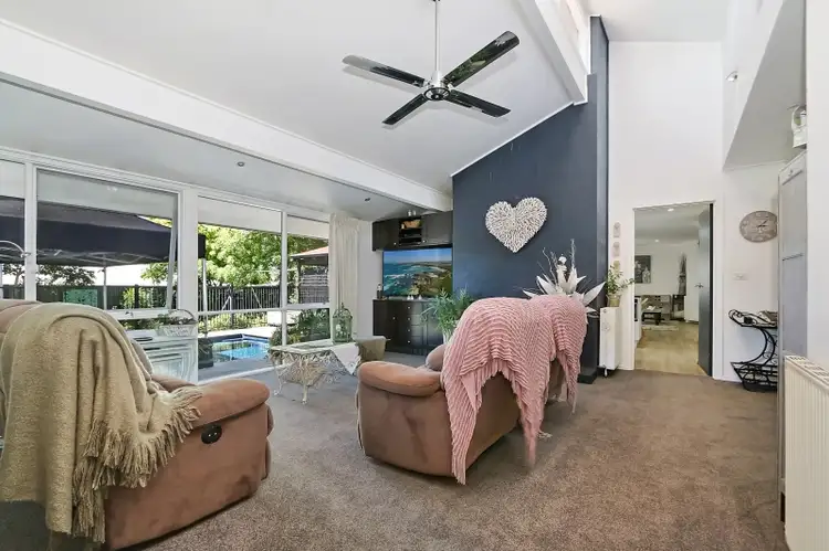 Fourth view of Homely house listing, 3 Par Court, West Wodonga VIC 3690