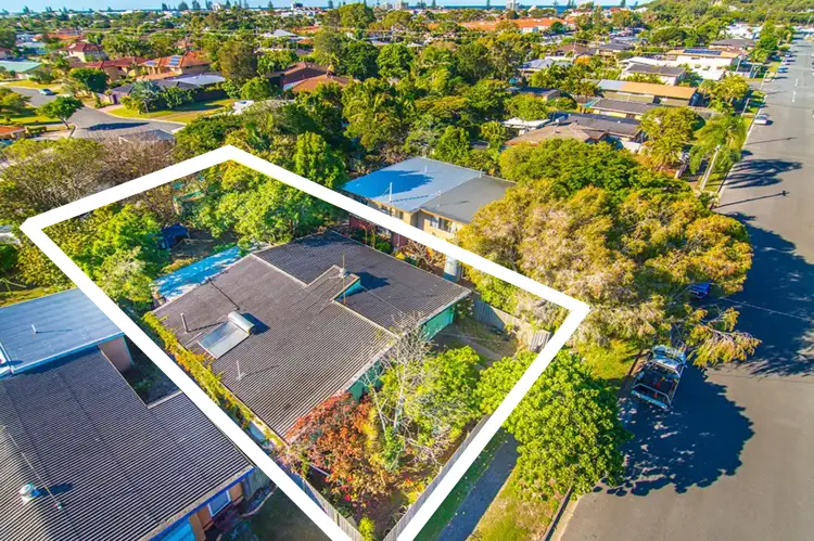 65 Kiers Road, Miami QLD 4220