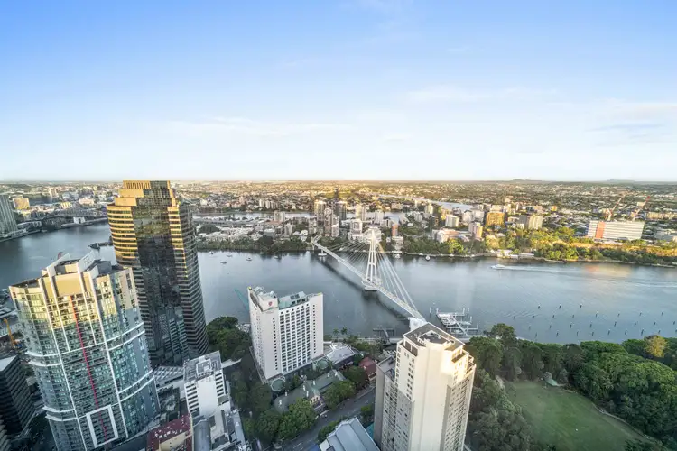 5613/222 Margaret Street, Brisbane City QLD 4000