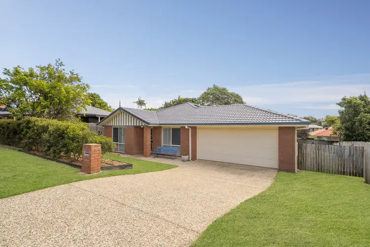 32 Raffindale Avenue