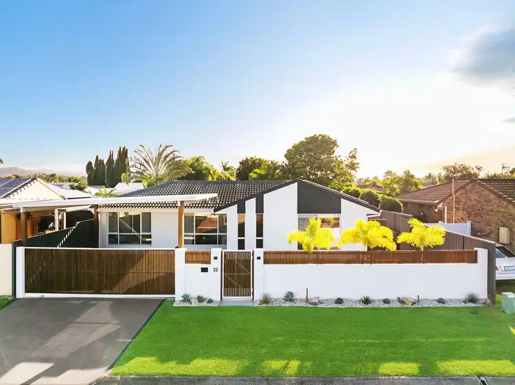 22 Southlake Drive, Varsity Lakes QLD 4227