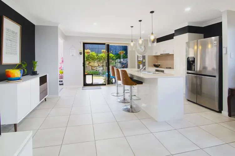 39 Woodrose Circuit, Pimpama QLD 4209