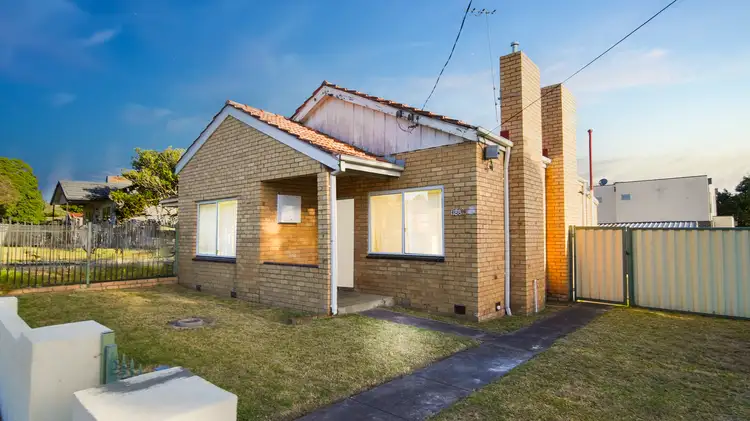 Main view of Homely unit listing, 2/1188 Heatherton Road, Noble Park VIC 3174