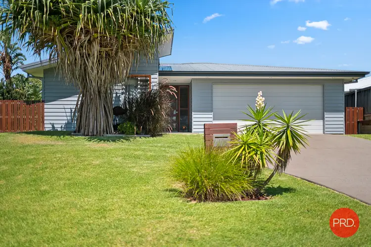 10 Fisher Road, Sapphire Beach NSW 2450