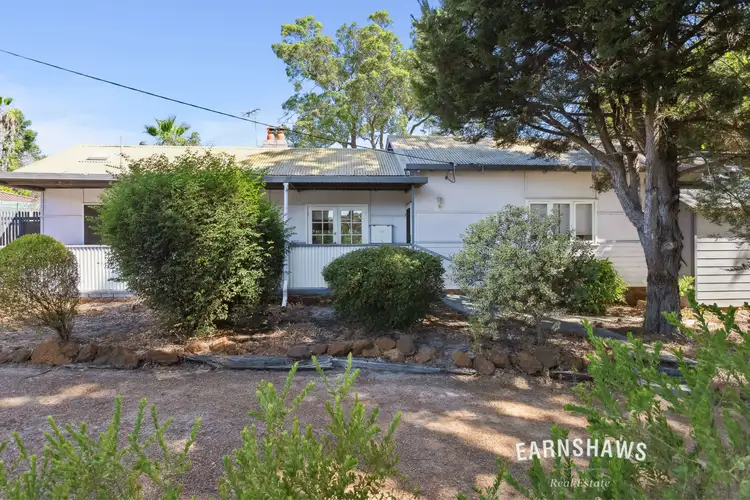 51 Lyndhurst Road, Kalamunda WA 6076
