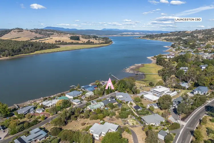 14 Paringa Avenue, Lanena TAS 7275